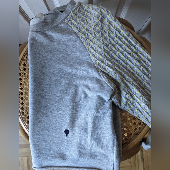 Korean Style Geometric Pullover sz: 4 - Picture 3 of 5